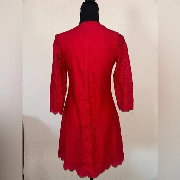 (#6) April girl dress lace woman’s small smoke free home - Picture 2 of 4